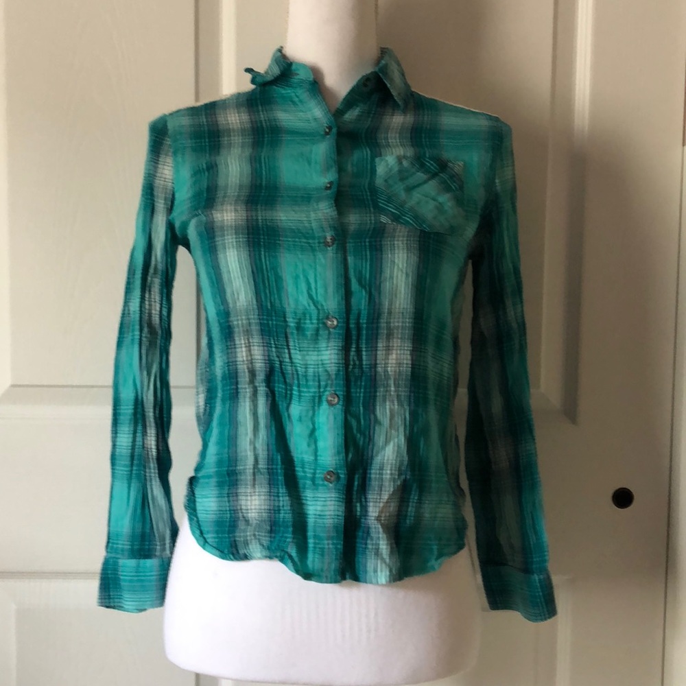 4/$15Teal shirt